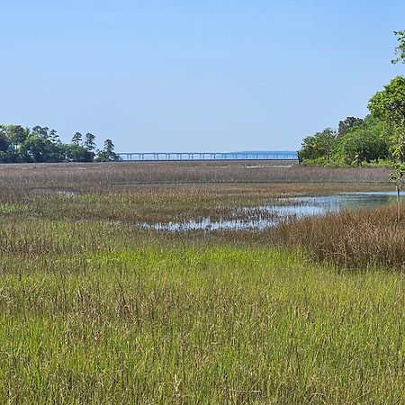 Low Country Cottage In Beautiful Habersham ビューフォート エクステリア 写真