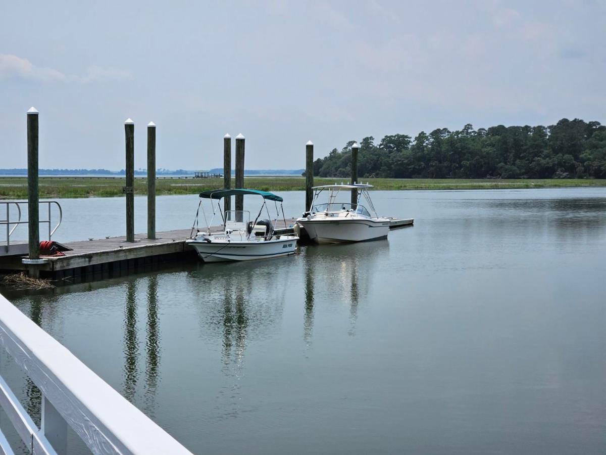 Low Country Cottage In Beautiful Habersham ビューフォート エクステリア 写真