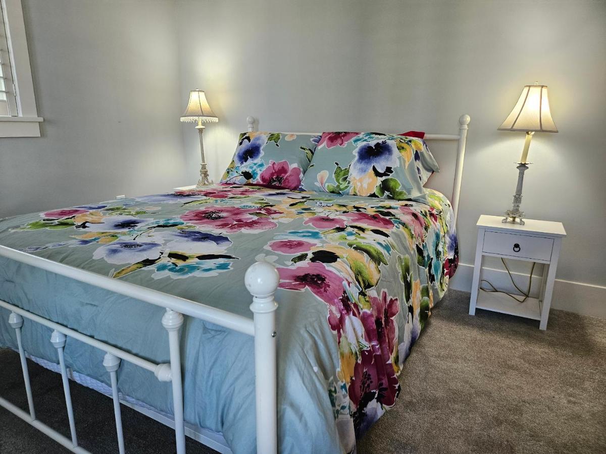 Low Country Cottage In Beautiful Habersham ビューフォート エクステリア 写真